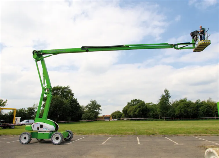 1658144378673135.png 進(jìn)口高空作業(yè)平臺(tái)報(bào)關(guān).png