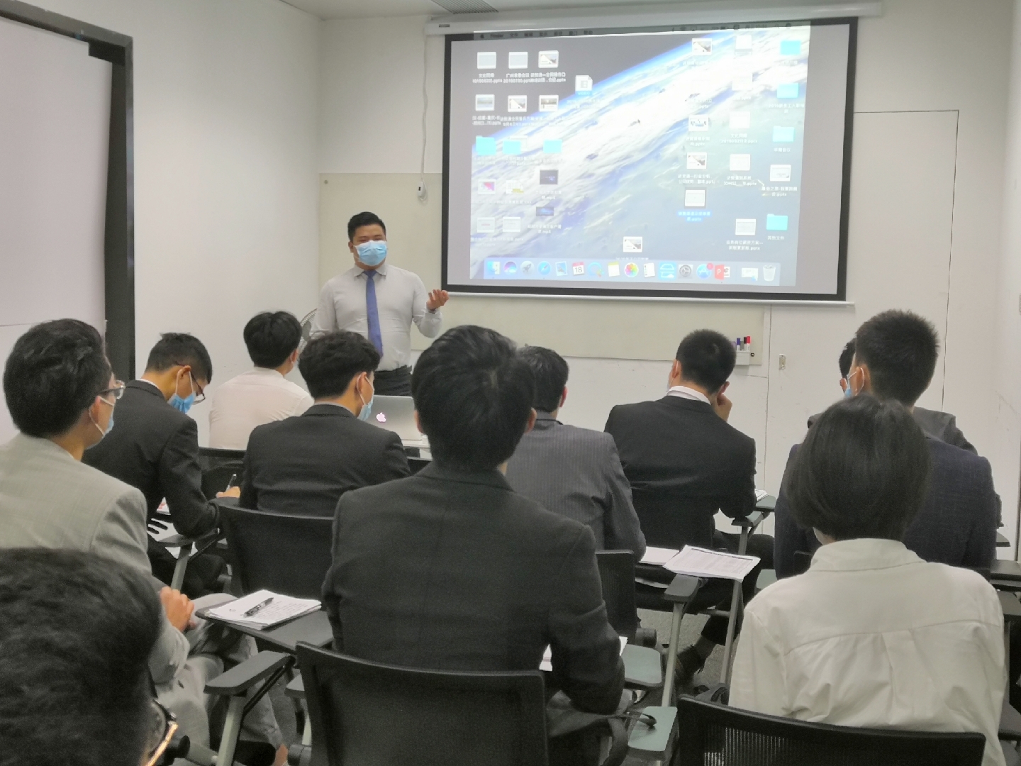 萬享進貿(mào)通報關(guān)公司 萬享進貿(mào)通報關(guān)公司